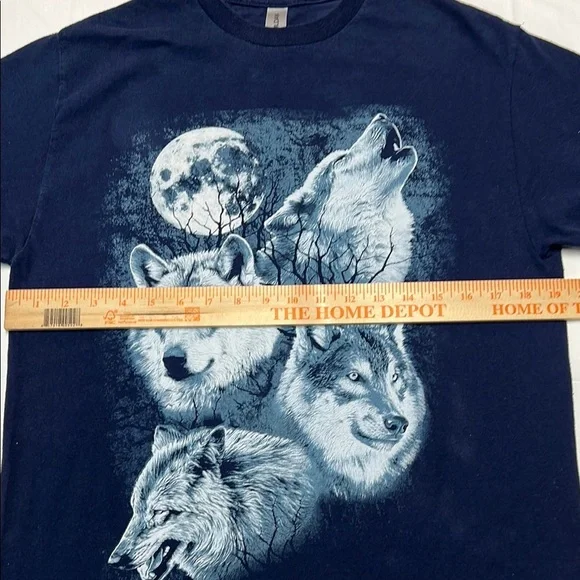 Gildan heavy cotton Wolfpack howl blue size medium short sleeve graphic tee - Picture 9 of 16